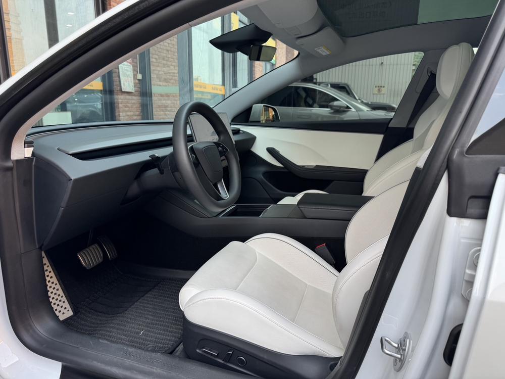 Tesla Model 3 2025 #17 Tesla Model 3 2025 car image #17