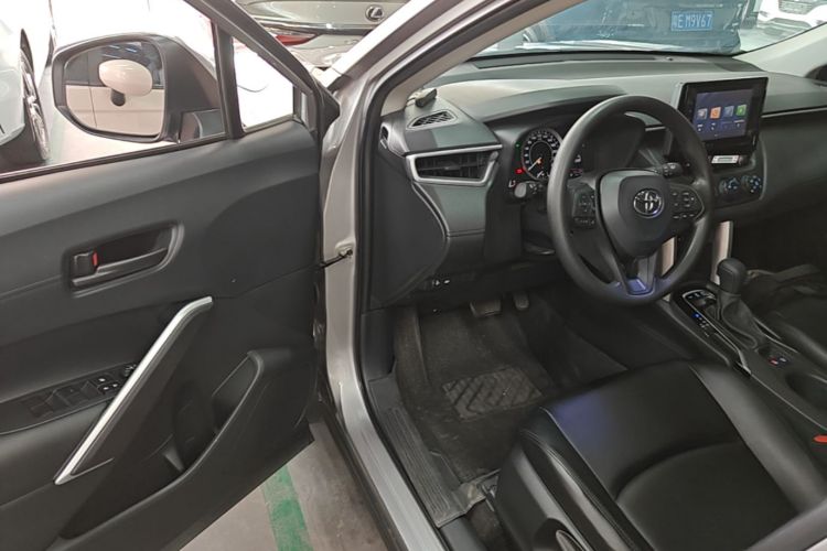 Toyota Corolla Cross 2023 car image #16