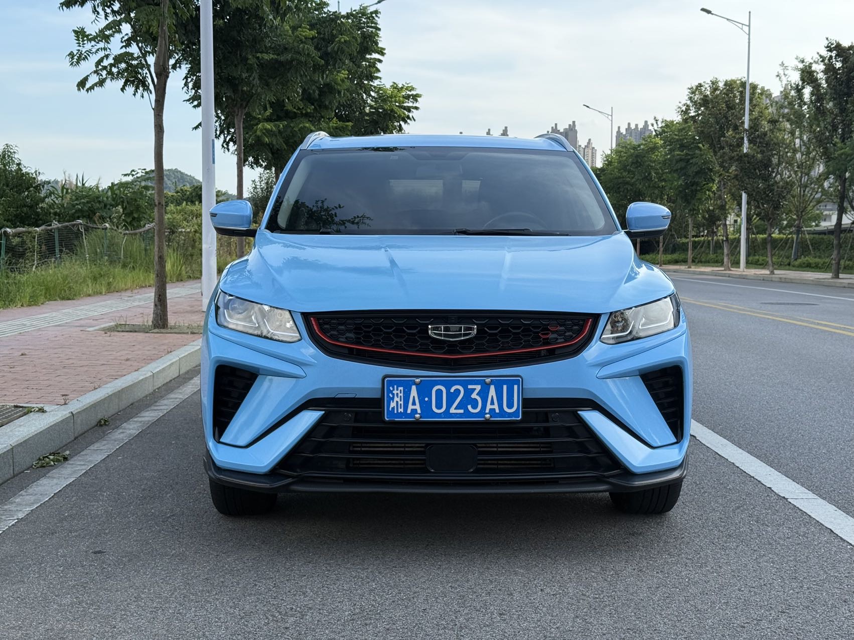 GEELY Coolray 2022 car image #2