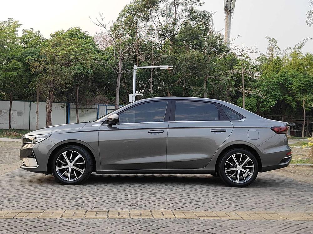 GEELY Emgrand 2022 #4 GEELY Emgrand 2022 car image #4