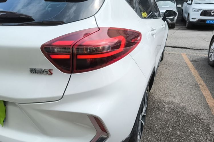 GEELY Emgrand GS 2020 car image #8