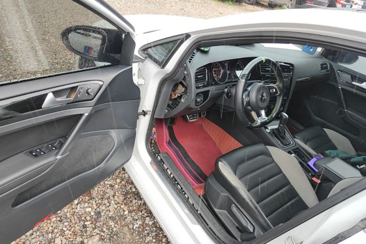 Volkswagen Golf 2017 #12 Volkswagen Golf 2017 car image #12