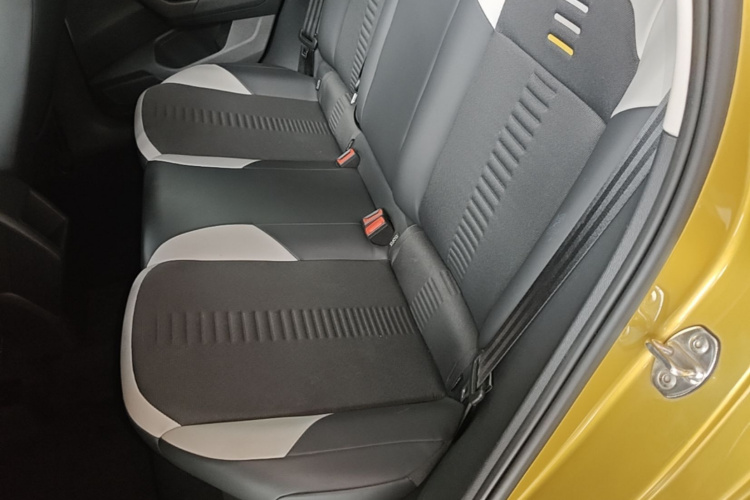 Volkswagen Polo 2019 car image #17