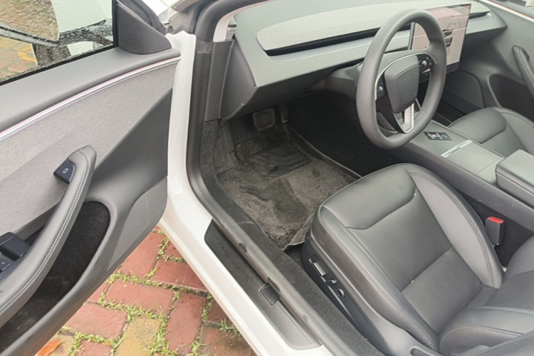 Tesla Model 3 2024 #18 Tesla Model 3 2024 car image #18
