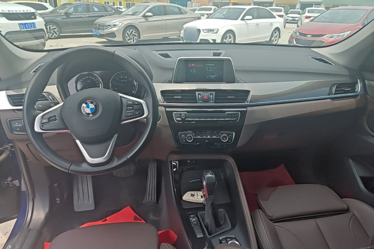 BMW X1 2019 immagine di auto #11