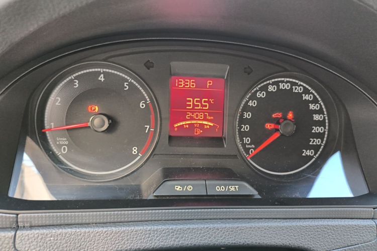 Volkswagen Santana 2021 car image #14