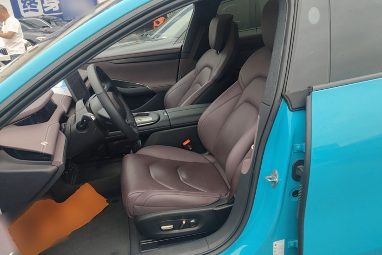 MI SU7 2025 car image #15