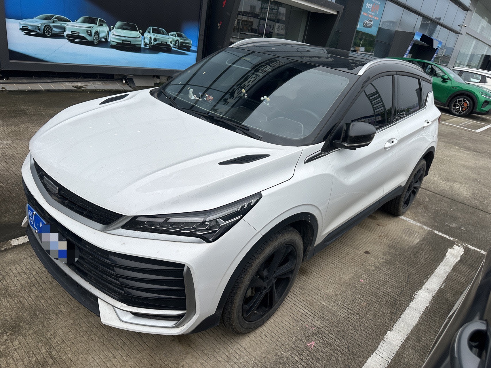 GEELY Coolray 2025 GEELY Coolray 2025 car image