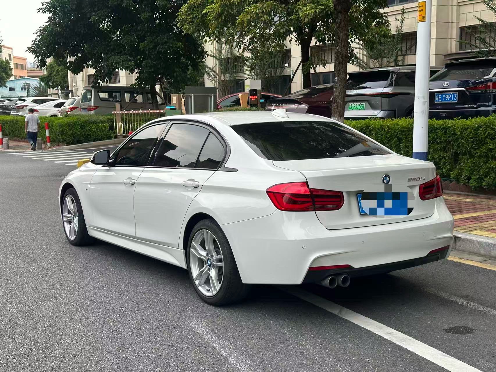 BMW 3 Series 2018 car image #7