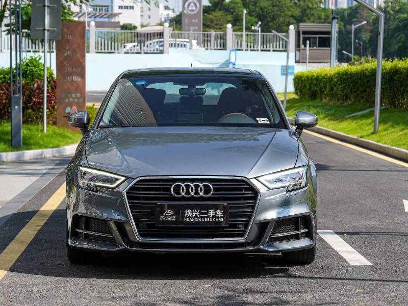 Audi A3 2019 Audi A3 2019 immagine di auto
