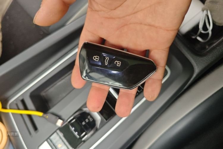 Volkswagen Golf 2021 car image #10