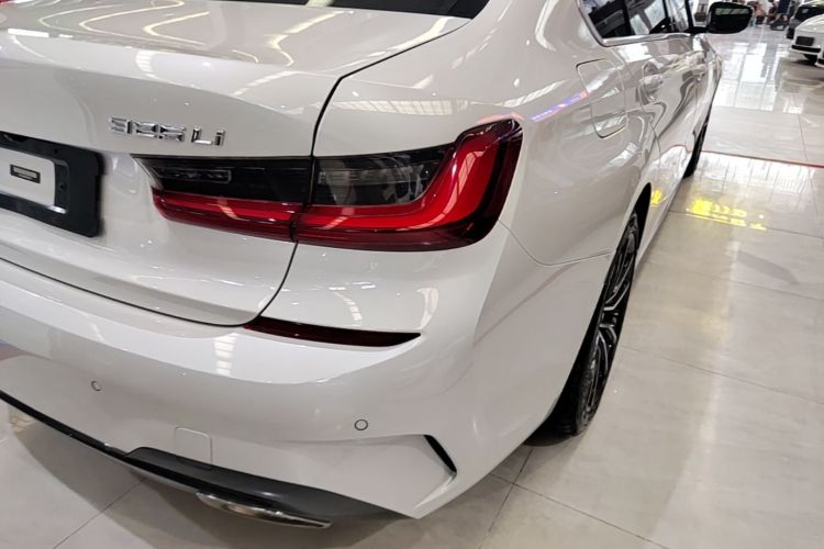 BMW 3 Series 2022 #8 BMW 3 Series 2022 car image #8