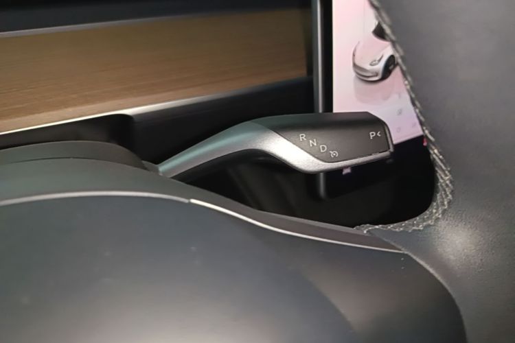 Tesla Model 3 2023 #14 Tesla Model 3 2023 car image #14