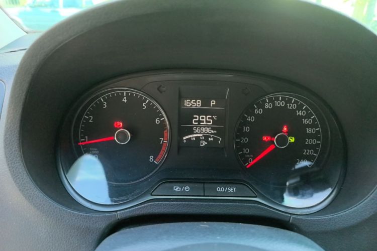 Volkswagen Polo 2018 #12 Volkswagen Polo 2018 car image #12