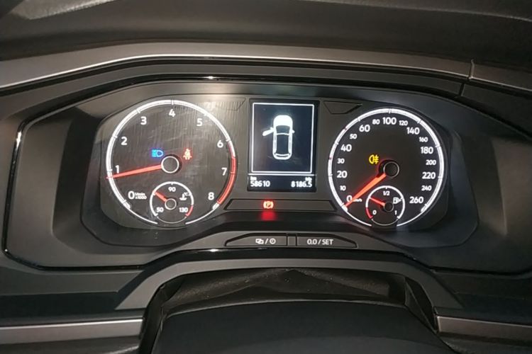 Volkswagen Polo 2020 car image #12