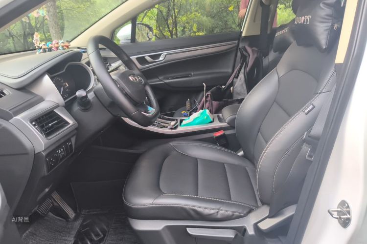 GEELY Emgrand GS 2020 car image #17