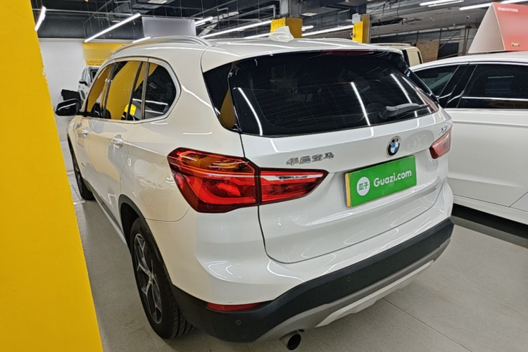 BMW X1 2018 #5 BMW X1 2018 car image #5