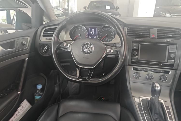 Volkswagen Golf 2016 immagine di auto #11