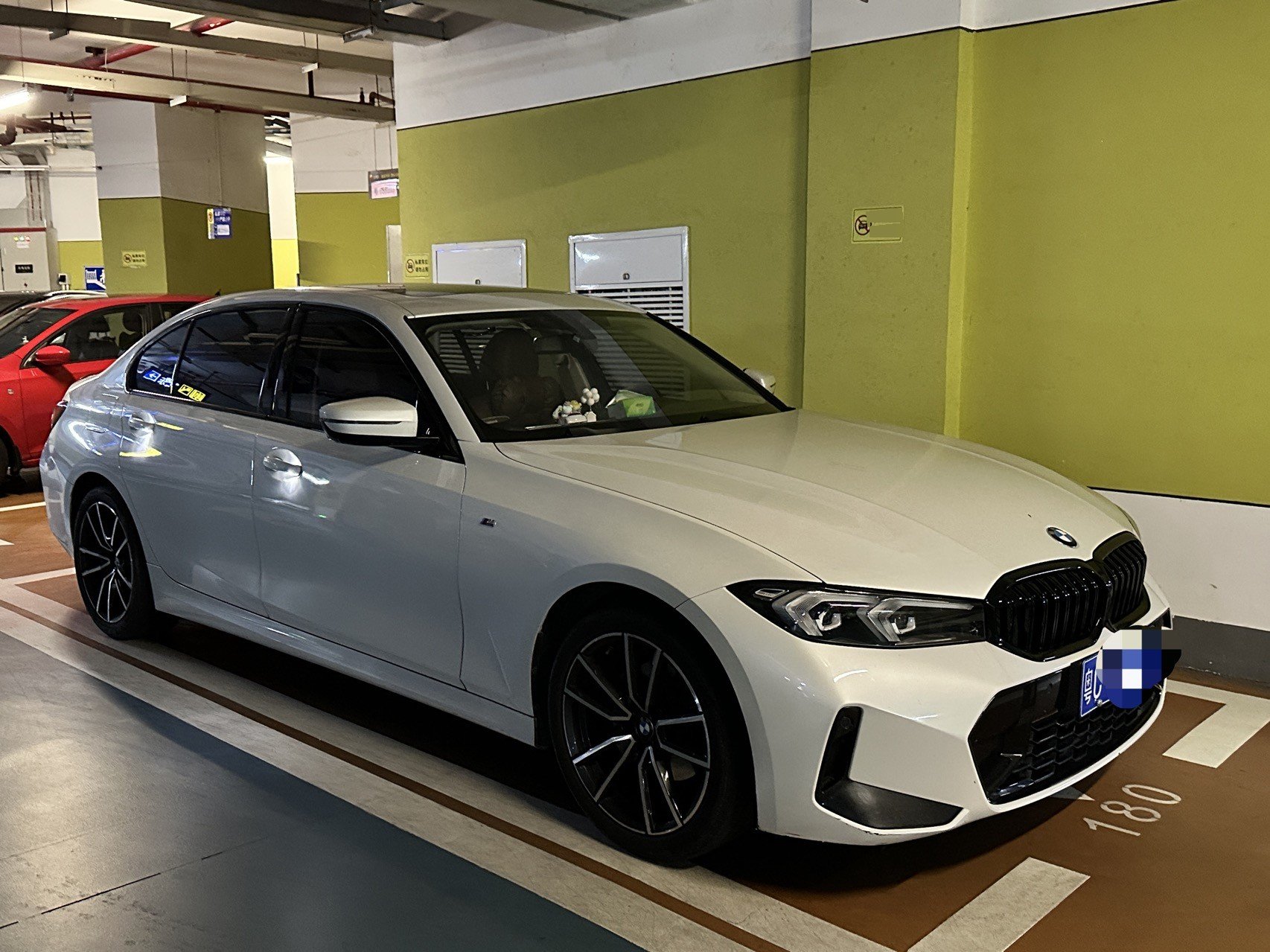 BMW 3 Series 2023 car image #5