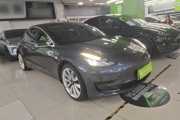 Tesla Model 3 2020 car image #4