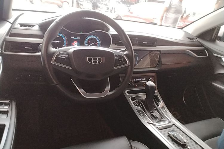 GEELY Emgrand 2019 #11 GEELY Emgrand 2019 car image #11