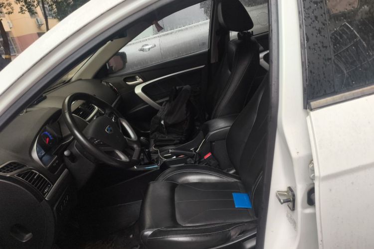 GEELY Emgrand 2016 car image #15