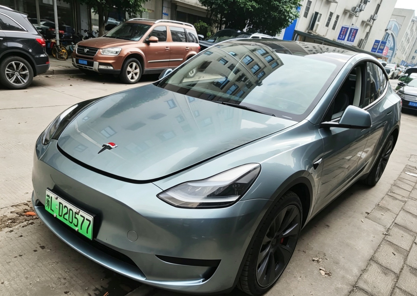 Tesla Model Y 2022 car image 