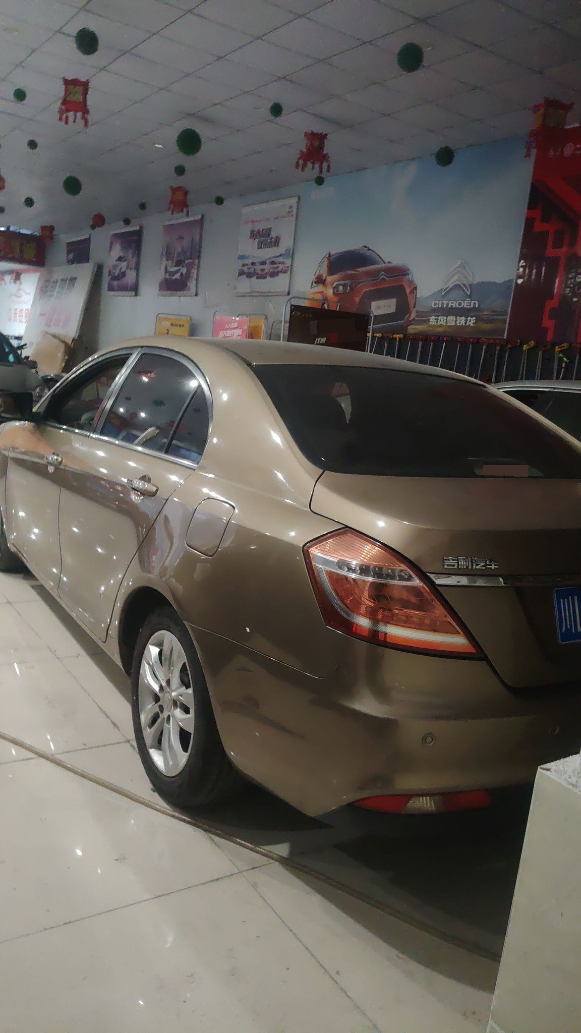 GEELY Emgrand 2014 #4 GEELY Emgrand 2014 car image #4