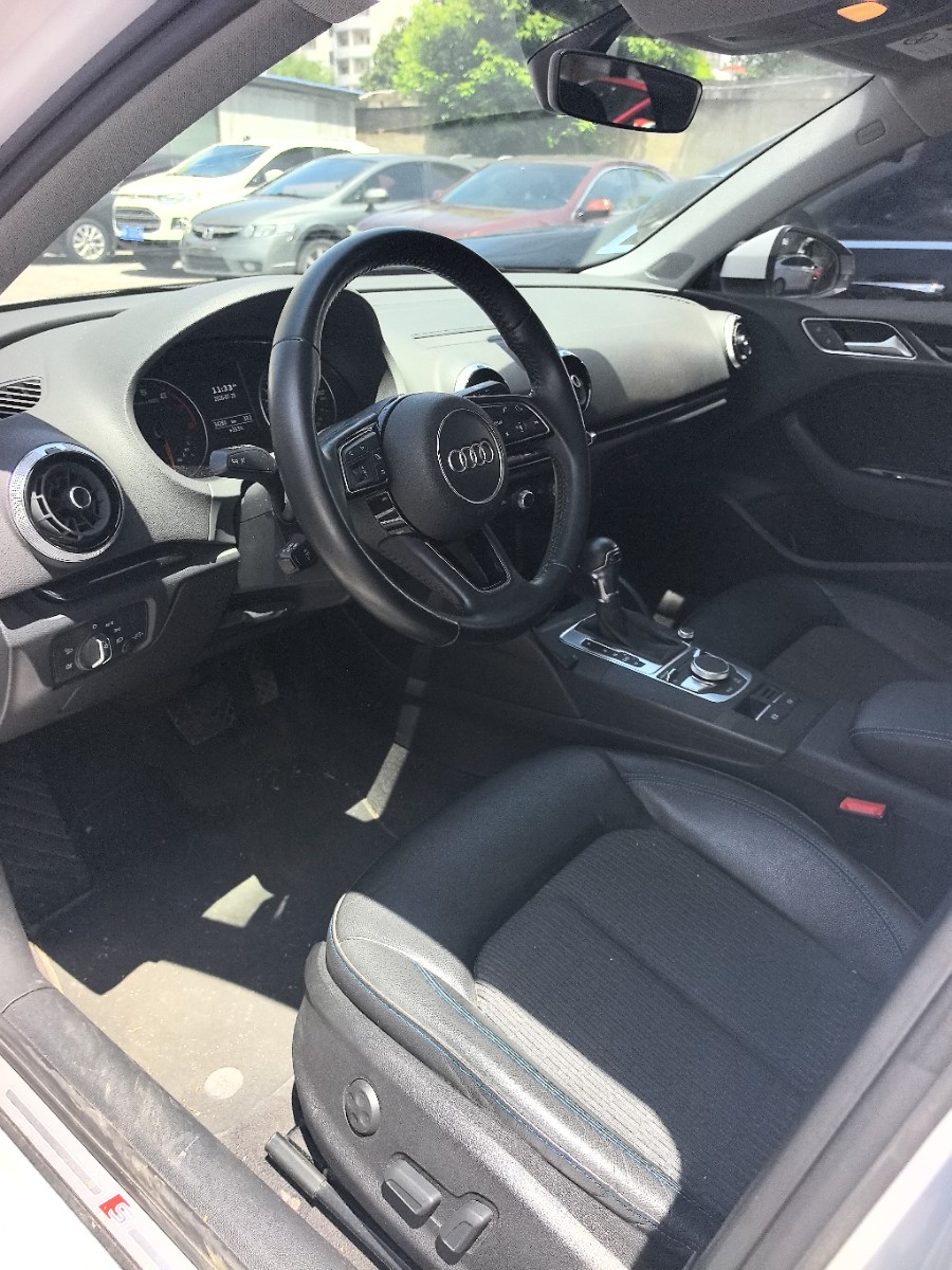 Audi A3 2020 car image #5