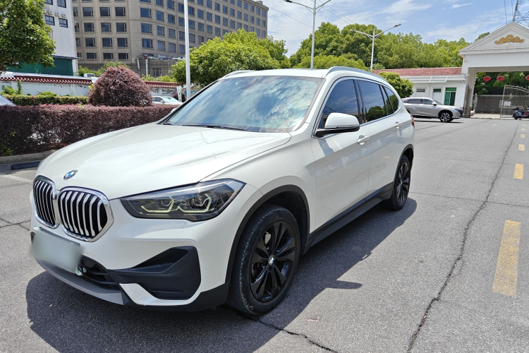 BMW X1 2020 #2 BMW X1 2020 car image #2