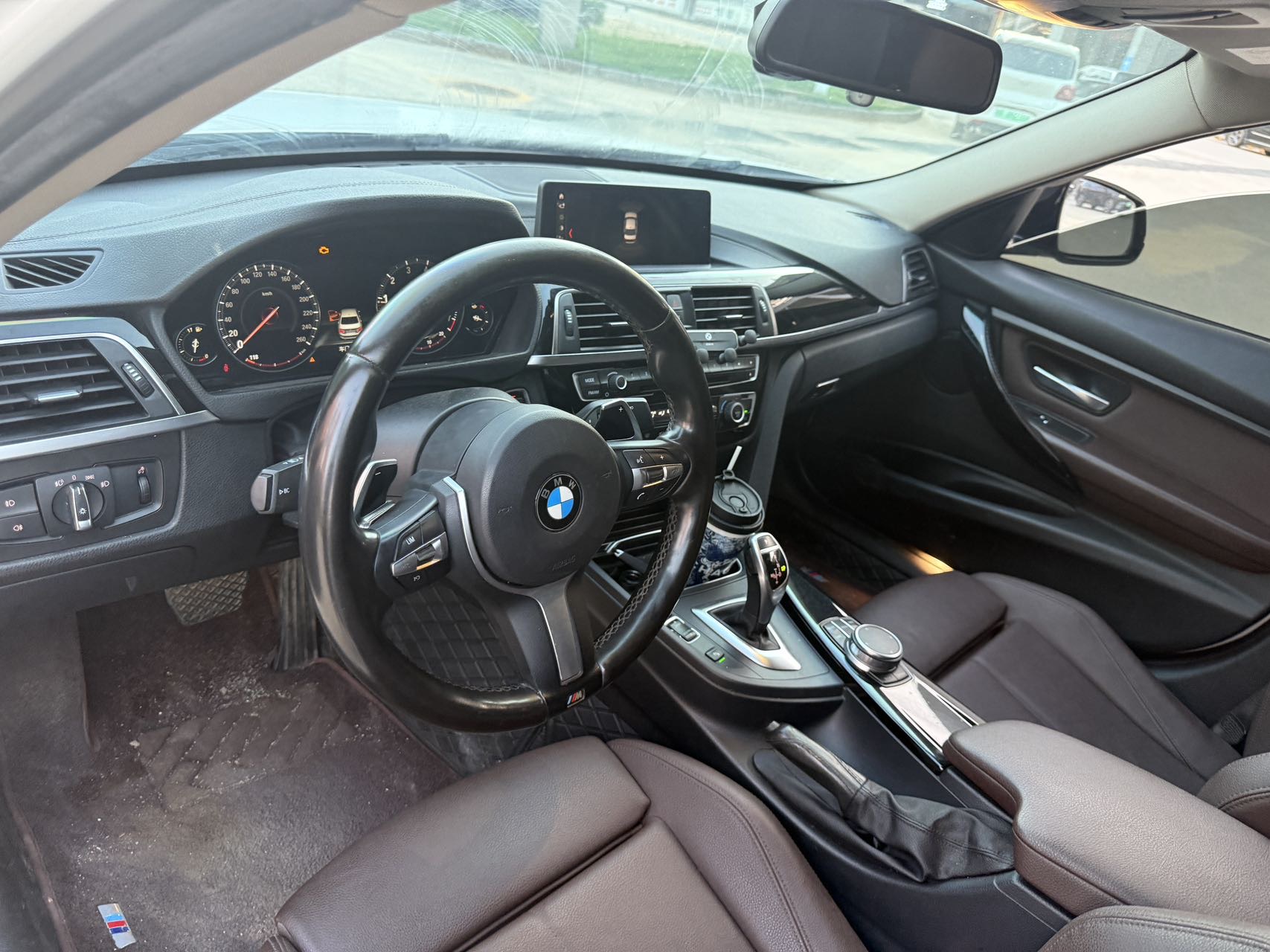 BMW 3 Series 2018 #5 BMW 3 Series 2018 car image #5