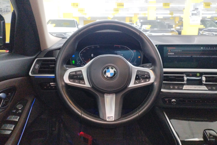 BMW 3 Series 2021 #16 BMW 3 Series 2021 car image #16