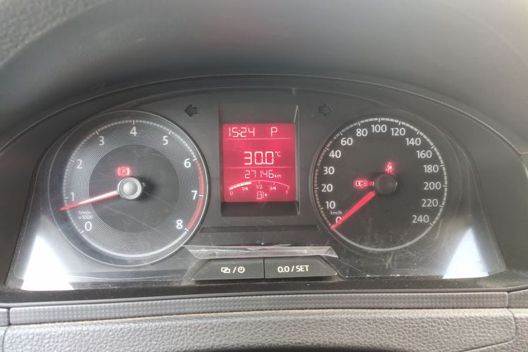 Volkswagen Santana 2021 صورة سيارة #12