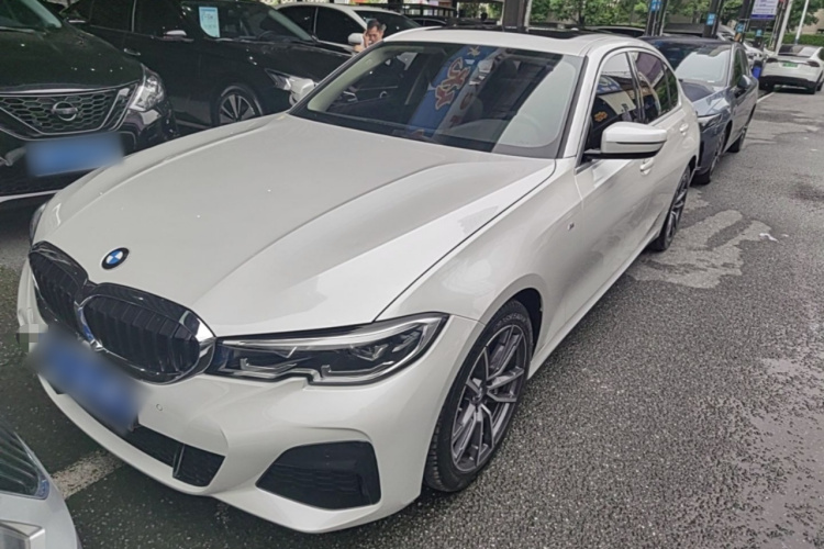 BMW 3 Series 2020 car image #2