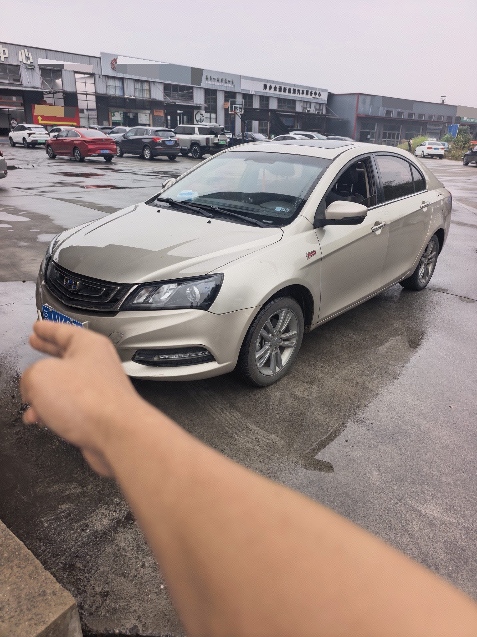 GEELY Emgrand 2018 car image 