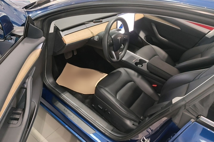 Tesla Model 3 2021 #16 Tesla Model 3 2021 car image #16