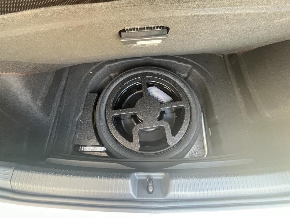 Volkswagen Golf 2023 صورة سيارة #11