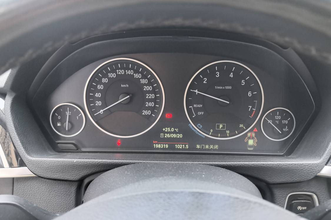 BMW 3 Series 2017 #24 BMW 3 Series 2017 imagen de coche #24