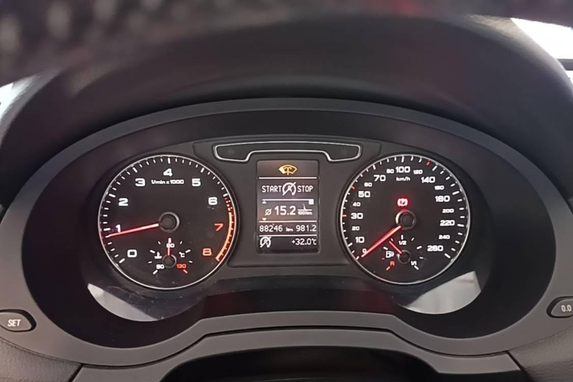 Audi Q3 2014 #26 Audi Q3 2014 car image #26
