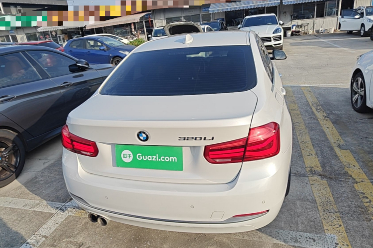 BMW 3 Series 2019 #6 BMW 3 Series 2019 car image #6