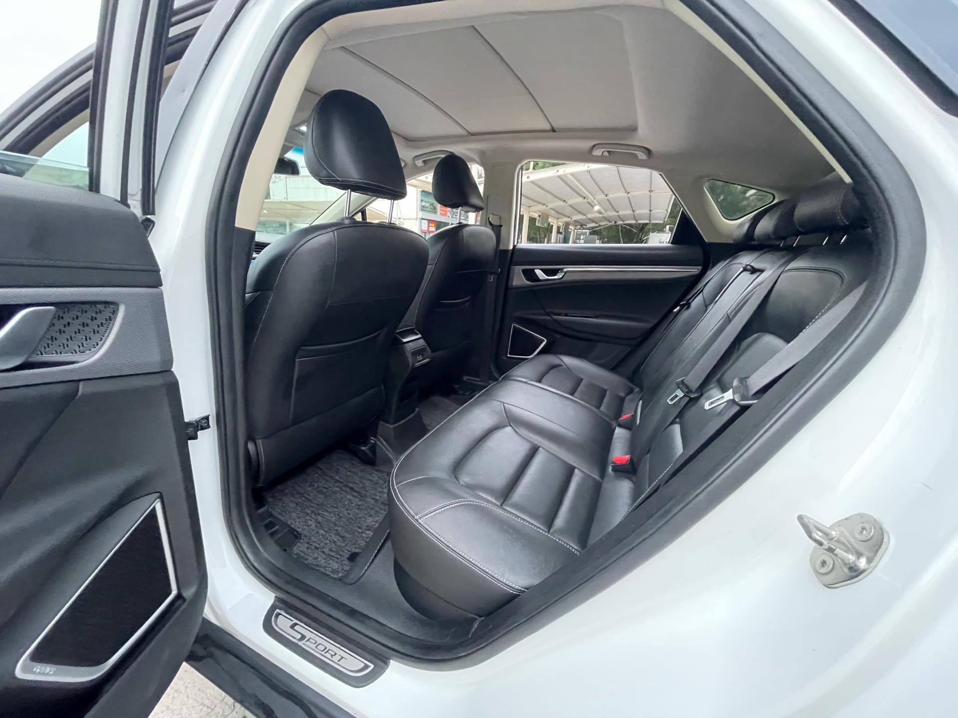 GEELY Emgrand GS 2018 imagem de carro #5