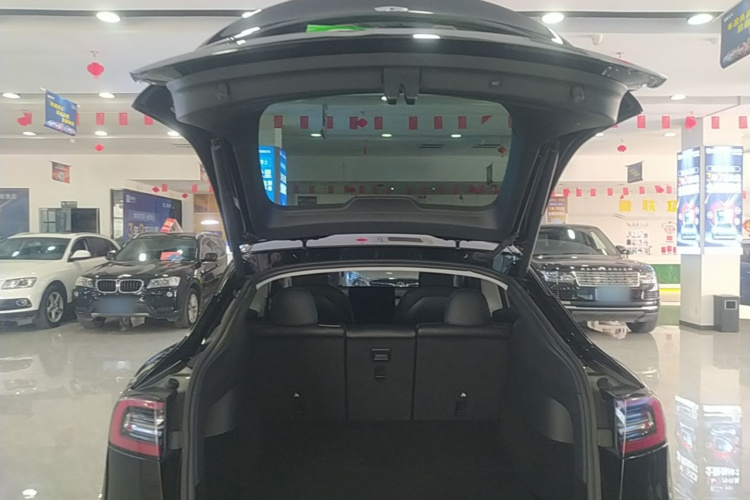 Tesla Model Y 2022 #21 Tesla Model Y 2022 car image #21