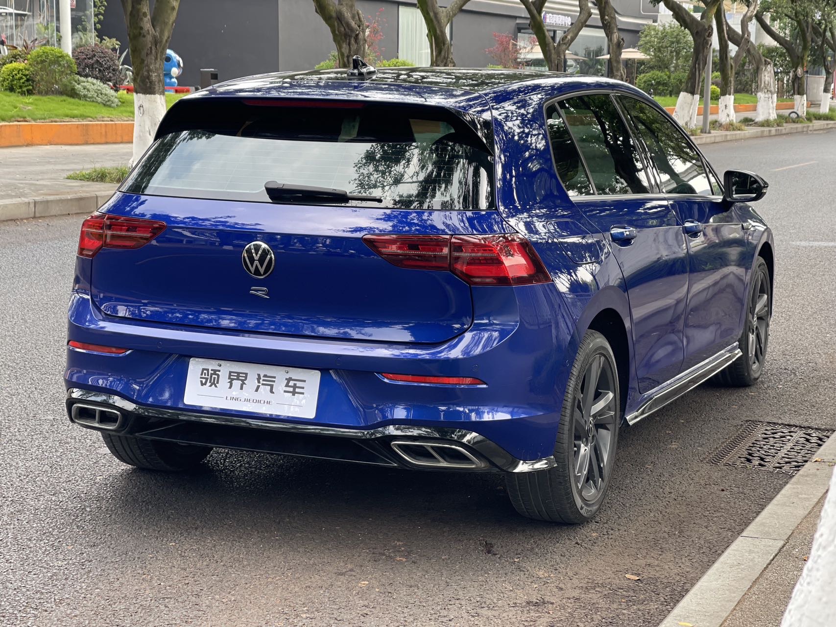 Volkswagen Golf 2021 car image #11