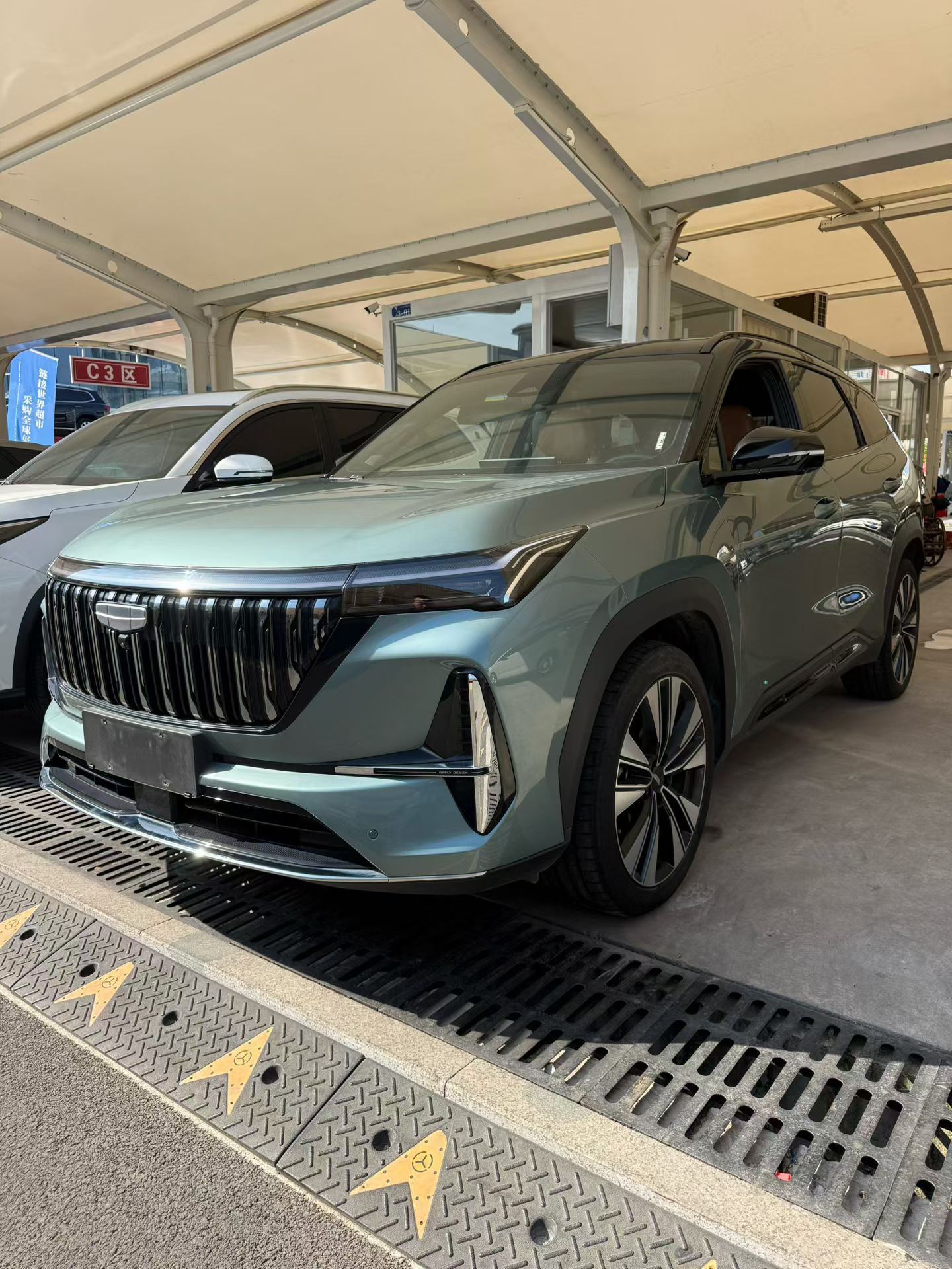 GEELY Boyue L 2025 immagine di auto 