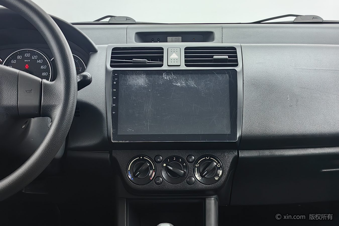 Suzuki Swift 2018 #13 Suzuki Swift 2018 car image #13