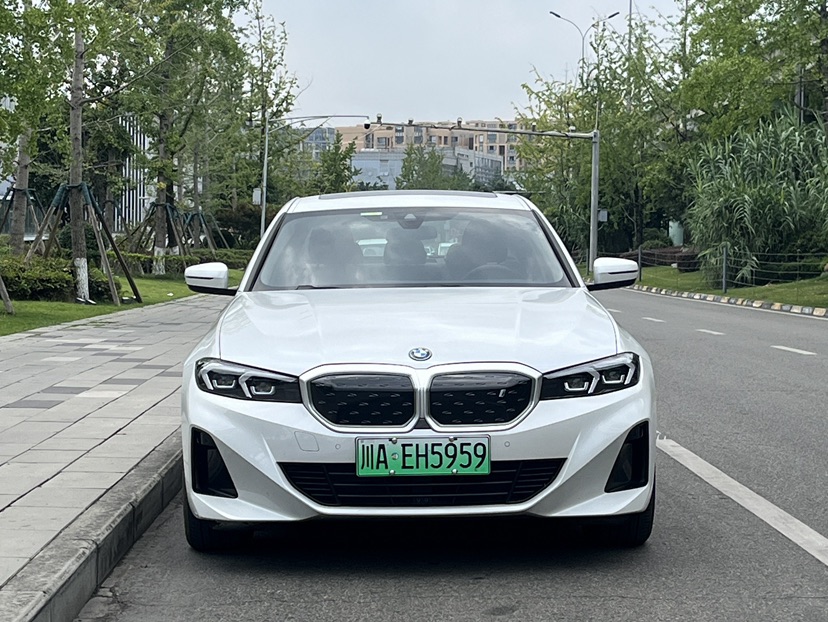 BMW i3 2022 #2 BMW i3 2022 immagine di auto #2