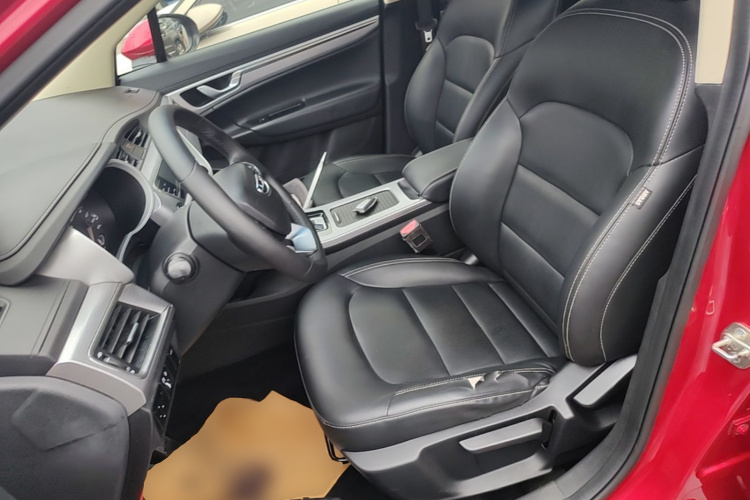 GEELY Emgrand GS 2019 #15 GEELY Emgrand GS 2019 car image #15