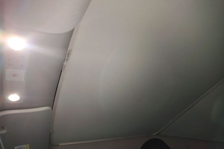 Tesla Model Y 2023 car image #18