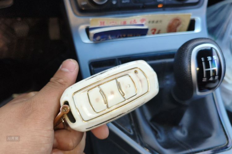 GEELY Emgrand 2019 car image #10