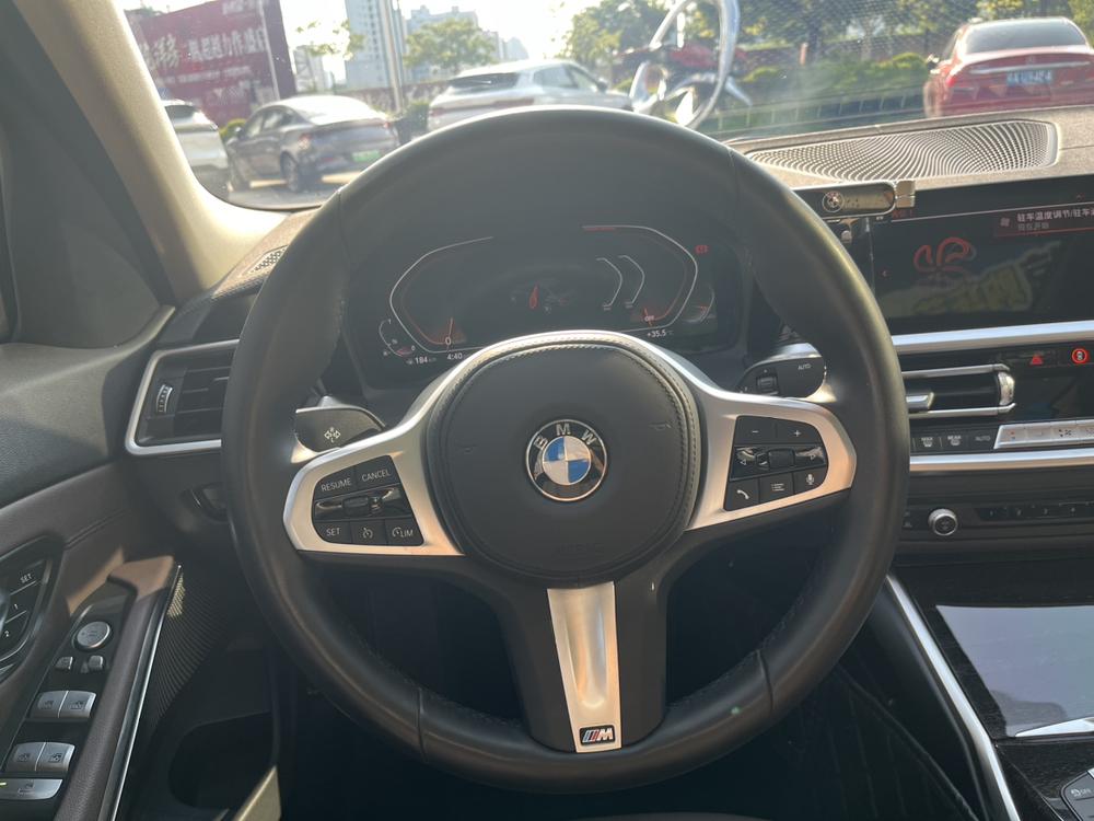 BMW 3 Series 2020 car image #20
